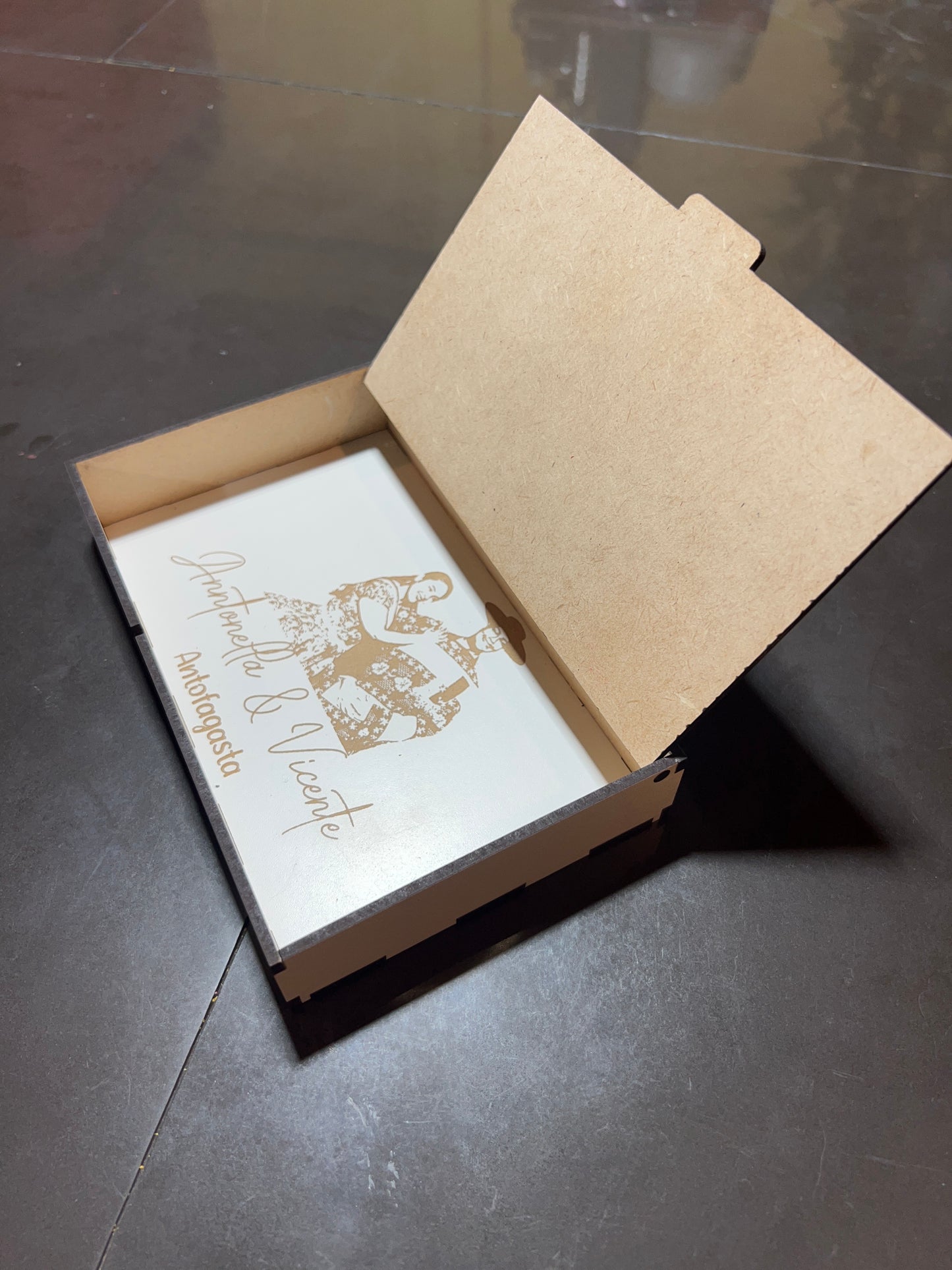 Cajita para domino personalizada