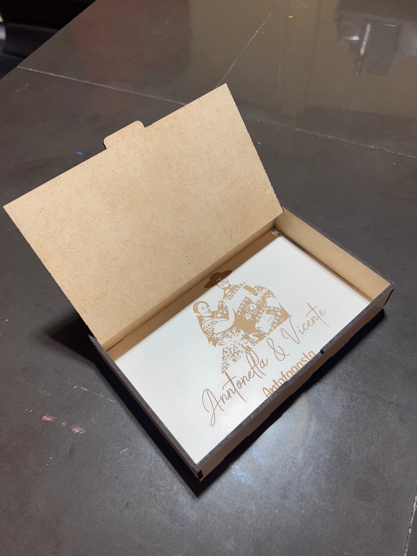 Cajita para domino personalizada