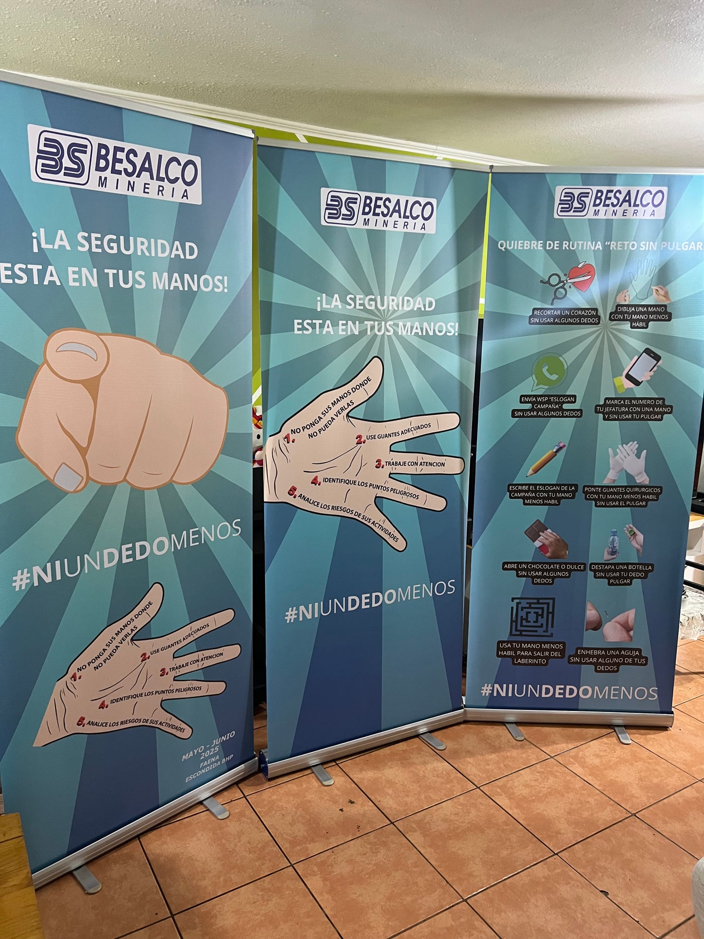 Pendón publicitario