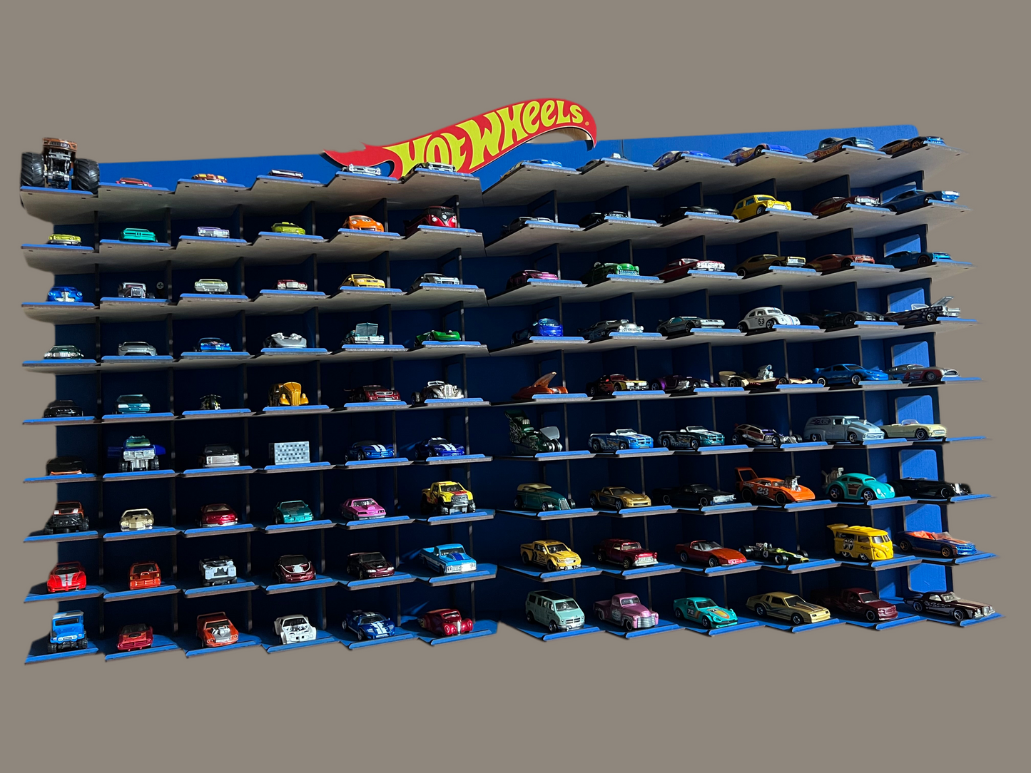 Repisa Hotwheels 108 coches
